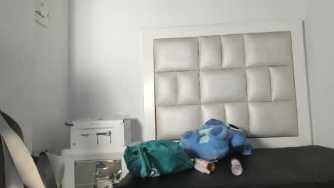 princess_tokyo_ online show from November 18, 4:39 am