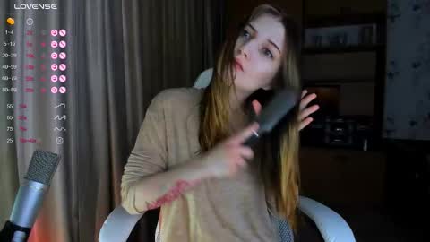 princessaalicc online show from December 15, 12:20 pm