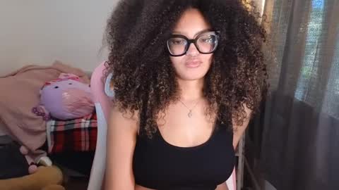 Snapshot of princessamberrrxo chatting on December 30, 8:36 pm Amber online show from December 30, 8:36 pm