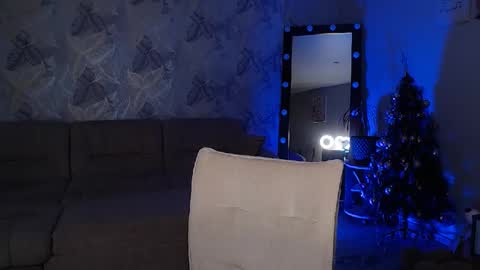 princessamira1 online show from December 21, 10:17 am