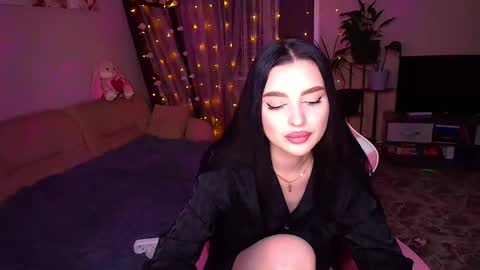 princessamira1 online show from November 28, 4:31 pm