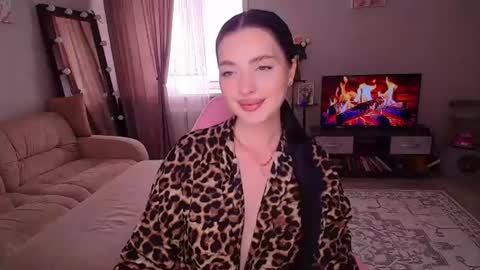princessamira1 online show from June 30, 6:36 am