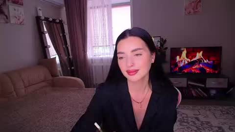 princessamira1 online show from August 3, 8:02 am