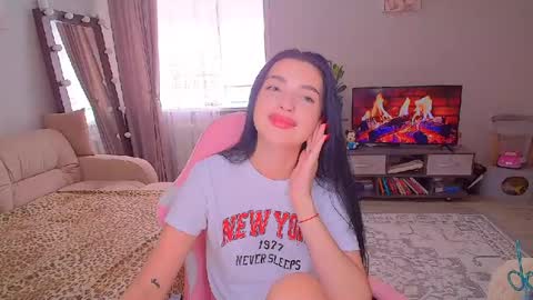 princessamira1 online show from August 8, 6:48 am