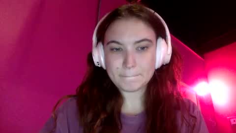 Annie Violet online show from September 22, 9:39 pm