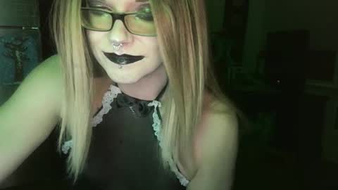 Snapshot of princessavery69 chatting on January 17, 9:14 am Princess Avery online show from January 17, 9:14 am