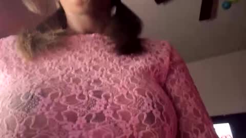 princessbellawella online show from January 7, 5:10 am