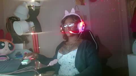 PrincessJ333 online show from November 24, 6:35 am