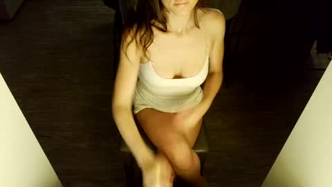 jasminexoxo online show from August 4, 11:57 am