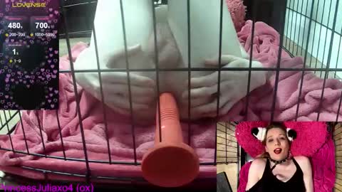 Snapshot of princessjuliaxo4 chatting on February 10, 11:53 pm PrIncessJulia0X online show from February 10, 11:53 pm