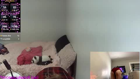 PrIncessJulia0X online show from March 9, 10:58 pm
