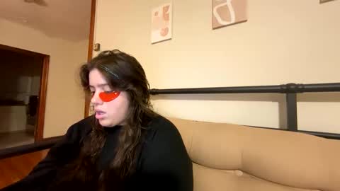 princessviccxo online show from October 4, 1:47 am