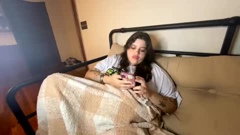 princessviccxo online show from April 20, 4:48 am