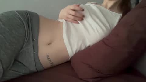 Kris3 online show from December 14, 6:41 am