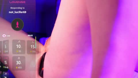 Gwyndoline Moon online show from May 30, 5:37 am