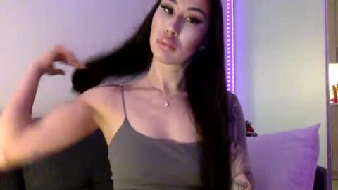 PrincessPinky444 online show from April 13, 5:24 am