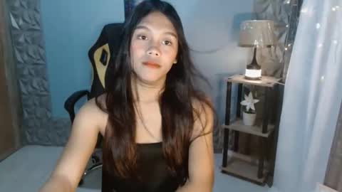 princessrynn online show from December 5, 10:24 am