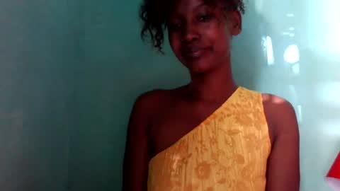 Snapshot of prisca66 chatting on June 26, 10:08 am prisca66 online show from June 26, 10:08 am