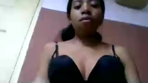 prisca880319 online show from July 17, 4:41 am