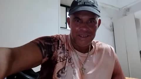 Snapshot of privatetour369 chatting on May 30, 6:27 pm privatetour369 online show from May 30, 6:27 pm