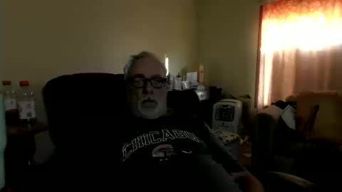 prlbob77 online show from October 14, 9:15 pm