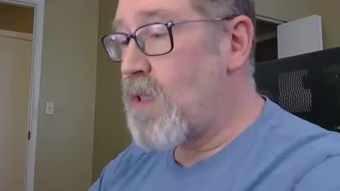 Snapshot of professor21255 chatting on October 16, 9:38 pm professor21255 online show from October 16, 9:38 pm