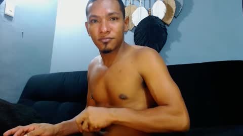 Grande y Gruesa online show from December 14, 5:51 am