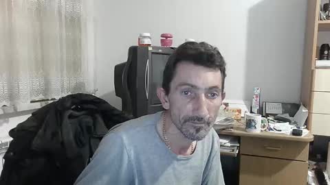 Mariusz online show from December 8, 8:58 pm