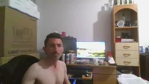Mariusz online show from April 25, 11:57 pm