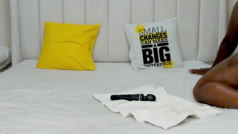 Snapshot of proudafricaka chatting on February 1, 3:52 am proudafricaka online show from February 1, 3:52 am