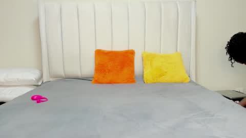 Snapshot of proudafricaka chatting on September 21, 4:25 am proudafricaka online show from September 21, 4:25 am