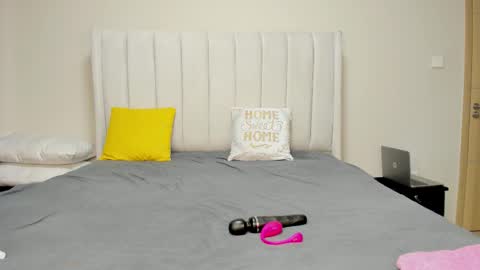 Snapshot of proudafricaka chatting on October 13, 3:28 am proudafricaka online show from October 13, 3:28 am