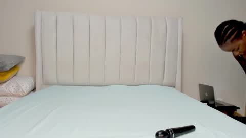 Snapshot of proudafricaka chatting on October 25, 4:31 am proudafricaka online show from October 25, 4:31 am