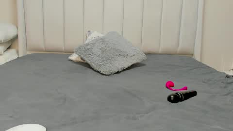 proudafricaka online show from April 1, 1:28 am