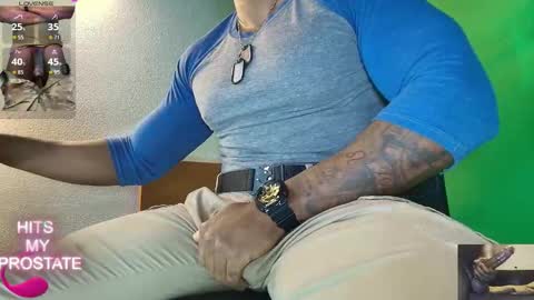 Snapshot of proudlyblack30 chatting on November 9, 11:41 am sergeant. online show from November 9, 11:41 am