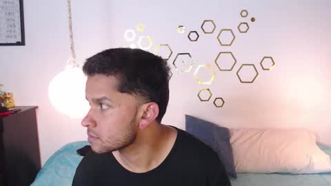 Adris  Juan online show from October 7, 1:58 am