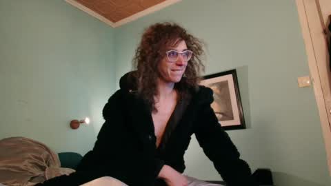 prxscillia_tx online show from December 9, 7:06 am