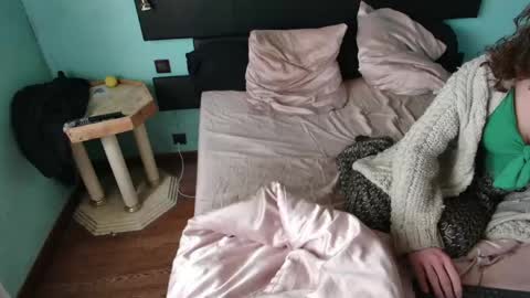 prxscillia_tx online show from June 10, 2:27 pm