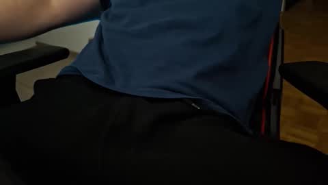 pryli27 online show from March 19, 12:47 am