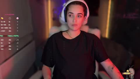 Queen of Pain online show from November 6, 6:14 am