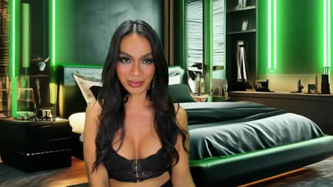 Snapshot of psychiq chatting on December 5, 3:39 pm psychiq online show from December 5, 3:39 pm