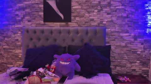 psycodoll online show from April 21, 2:01 pm