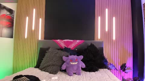 Snapshot of psychodoll_11 chatting on June 24, 8:30 pm psycodoll online show from June 24, 8:30 pm