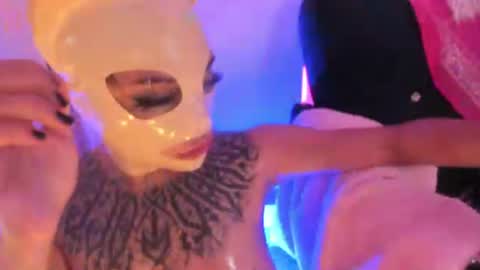 Snapshot of psychodoll_11 chatting on July 8, 9:25 am psycodoll online show from July 8, 9:25 am