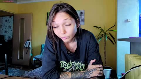 Snapshot of psyheya chatting on October 7, 10:23 am LUCY ----- online show from October 7, 10:23 am