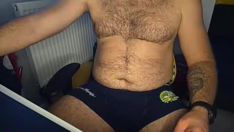 Snapshot of ptoku1985 chatting on September 24, 8:39 am ptoku1985 online show from September 24, 8:39 am