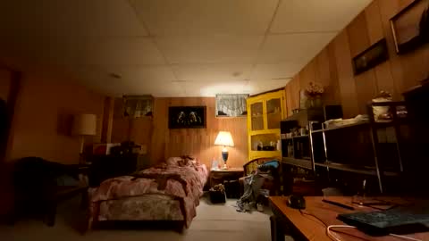 Snapshot of ptyhosefetish chatting on October 28, 2:59 am ptyhosefetish online show from October 28, 2:59 am