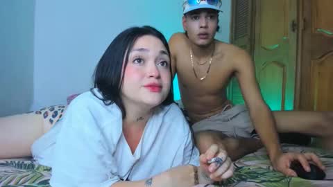 puca_and_garu online show from January 23, 5:24 am