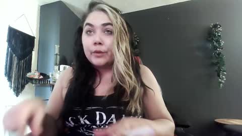 Krystle online show from December 5, 2:36 pm