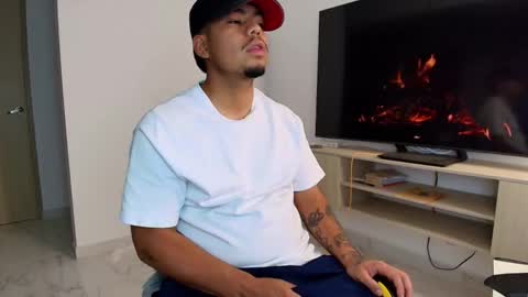 pull_bershh online show from April 18, 6:39 am